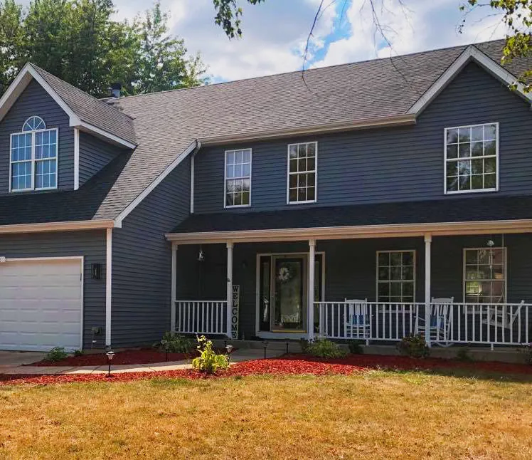 Roofing Company Image